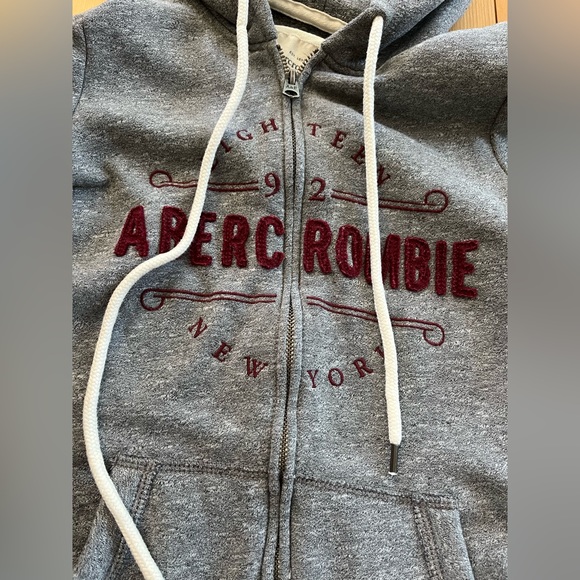 NWOT Abercrombie full zip hoodie - Picture 4 of 4